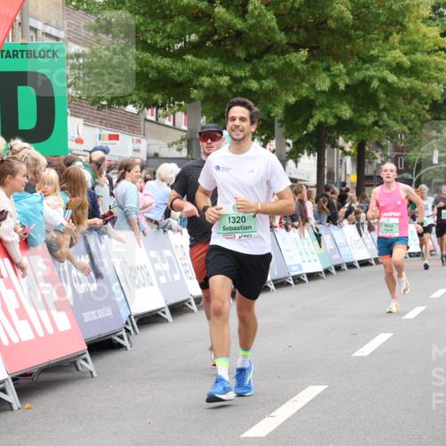 21.09.2025 - PSD Bank Halbmarathon Strokosch-Dieckow http://msf.ph/oto/8941134 21.09.2025 11:40:16 Ziel 1320, 1645, 1932, 2015, 2063 meine-sportfotos.de