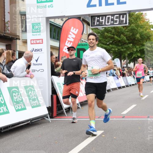 21.09.2025 - PSD Bank Halbmarathon Strokosch-Dieckow http://msf.ph/oto/8941139 21.09.2025 11:40:17 Ziel 1320, 1645, 1932, 2015, 2063 meine-sportfotos.de