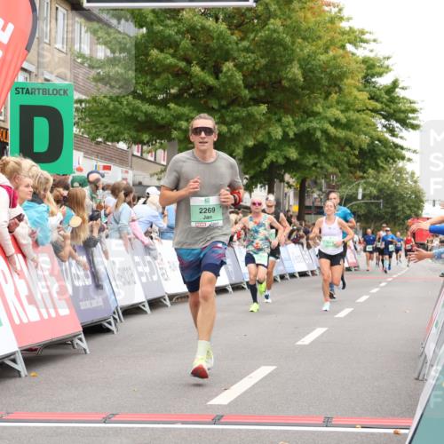 21.09.2025 - PSD Bank Halbmarathon Strokosch-Dieckow http://msf.ph/oto/8941179 21.09.2025 11:40:34 Ziel 1318, 1767, 1779, 1992, 2021, 2269, 2542 meine-sportfotos.de