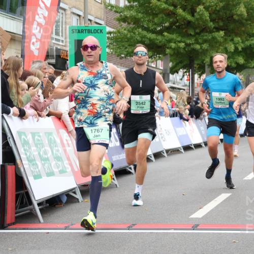 21.09.2025 - PSD Bank Halbmarathon Strokosch-Dieckow http://msf.ph/oto/8941192 21.09.2025 11:40:37 Ziel 1318, 1767, 1992, 2269, 2542 meine-sportfotos.de