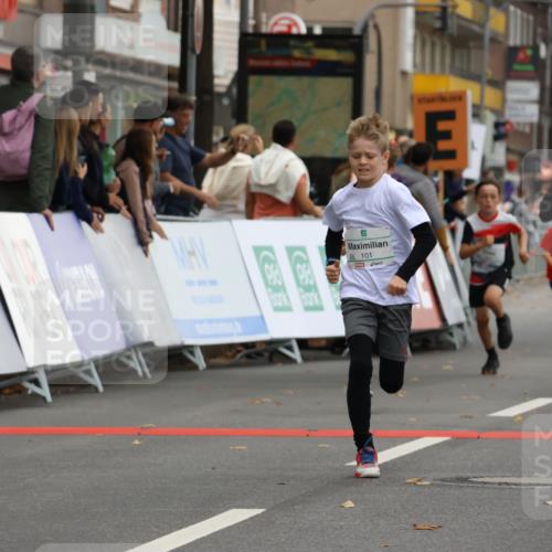 21.09.2025 - PSD Bank Halbmarathon Strokosch-Dieckow http://msf.ph/oto/8941199 21.09.2025 10:27:26 Ziel 101, 128, 242, 247, 249, 292, 298, 341, 342, 391 meine-sportfotos.de