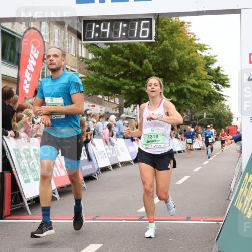 21.09.2025 - PSD Bank Halbmarathon Strokosch-Dieckow http://msf.ph/oto/8941200 21.09.2025 11:40:39 Ziel 1318, 1767, 1955, 1992, 2269, 2542 meine-sportfotos.de