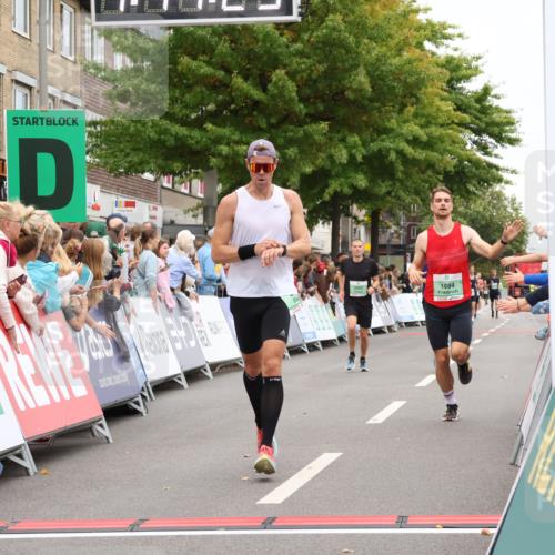 21.09.2025 - PSD Bank Halbmarathon Strokosch-Dieckow http://msf.ph/oto/8941225 21.09.2025 11:40:48 Ziel 1191, 1884, 1955, 2003, 2142, 2212, 2390 meine-sportfotos.de