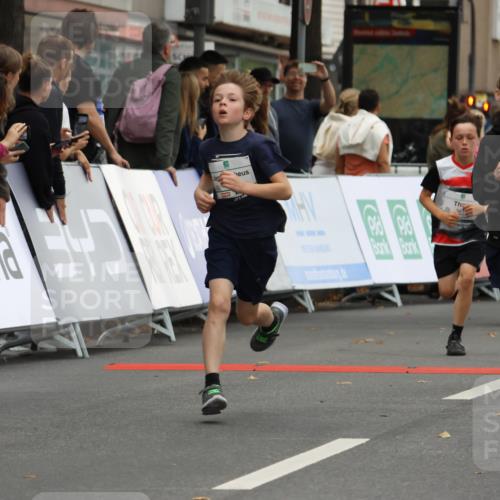 21.09.2025 - PSD Bank Halbmarathon Strokosch-Dieckow http://msf.ph/oto/8941255 21.09.2025 10:27:28 Ziel 101, 128, 247, 249, 292, 341, 342, 391 meine-sportfotos.de