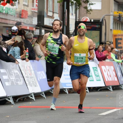 21.09.2025 - PSD Bank Halbmarathon Strokosch-Dieckow http://msf.ph/oto/8941394 21.09.2025 11:24:42 Ziel 1178, 1310, 1471, 1989, 3913 meine-sportfotos.de