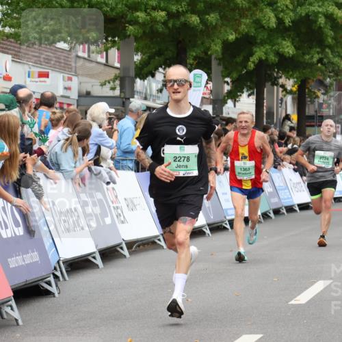 21.09.2025 - PSD Bank Halbmarathon Strokosch-Dieckow http://msf.ph/oto/8941453 21.09.2025 11:42:21 Ziel 1363, 1484, 1801, 2224, 2278 meine-sportfotos.de