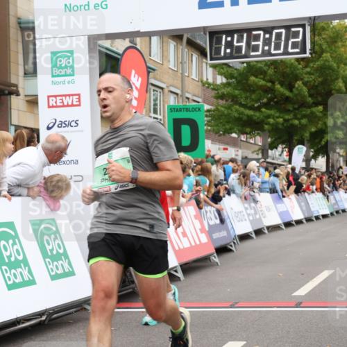 21.09.2025 - PSD Bank Halbmarathon Strokosch-Dieckow http://msf.ph/oto/8941465 21.09.2025 11:42:25 Ziel 1363, 1899, 2224, 2278, 3928 meine-sportfotos.de