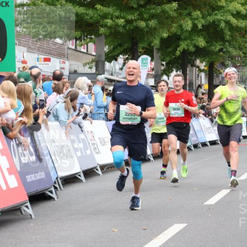 21.09.2025 - PSD Bank Halbmarathon Strokosch-Dieckow http://msf.ph/oto/8941491 21.09.2025 11:42:33 Ziel 1058, 1899, 1995, 2220, 2253, 2281, 2380, 3928, 3930, 4048 meine-sportfotos.de