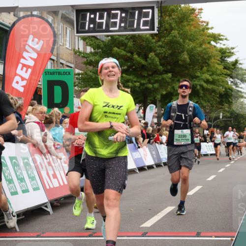 21.09.2025 - PSD Bank Halbmarathon Strokosch-Dieckow http://msf.ph/oto/8941504 21.09.2025 11:42:36 Ziel 1058, 1899, 1995, 2220, 2253, 2281, 2380, 3928, 3930, 4048 meine-sportfotos.de
