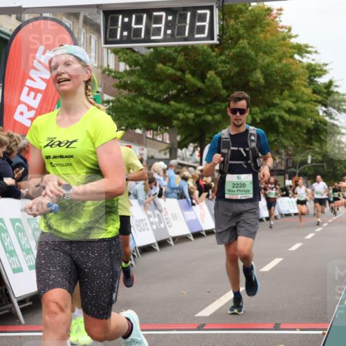21.09.2025 - PSD Bank Halbmarathon Strokosch-Dieckow http://msf.ph/oto/8941506 21.09.2025 11:42:36 Ziel 1058, 1899, 1995, 2220, 2253, 2281, 2380, 3928, 3930, 4048 meine-sportfotos.de