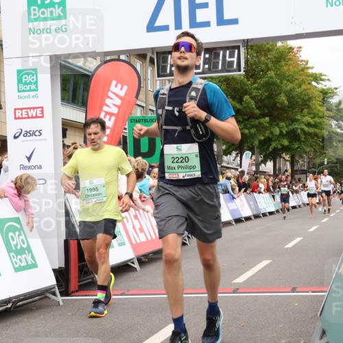21.09.2025 - PSD Bank Halbmarathon Strokosch-Dieckow http://msf.ph/oto/8941512 21.09.2025 11:42:37 Ziel 1058, 1899, 1995, 2220, 2253, 2272, 2281, 2380, 3930, 4048 meine-sportfotos.de