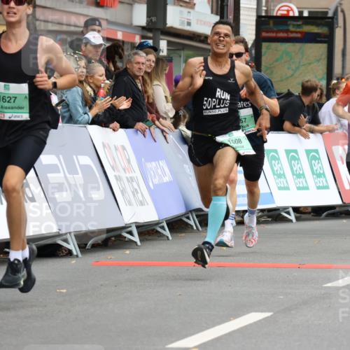 21.09.2025 - PSD Bank Halbmarathon Strokosch-Dieckow http://msf.ph/oto/8941548 21.09.2025 11:25:28 Ziel 1608, 1627, 1857, 1871 meine-sportfotos.de