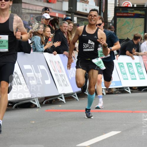 21.09.2025 - PSD Bank Halbmarathon Strokosch-Dieckow http://msf.ph/oto/8941557 21.09.2025 11:25:28 Ziel 1608, 1627, 1857, 1871 meine-sportfotos.de