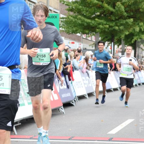 21.09.2025 - PSD Bank Halbmarathon Strokosch-Dieckow http://msf.ph/oto/8941579 21.09.2025 11:42:58 Ziel 1090, 1749, 1750, 2123, 2135, 2158, 2174, 2369, 3315 meine-sportfotos.de