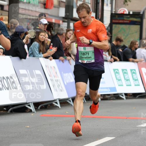 21.09.2025 - PSD Bank Halbmarathon Strokosch-Dieckow http://msf.ph/oto/8941585 21.09.2025 11:25:30 Ziel 1608, 1627, 1857, 1871 meine-sportfotos.de