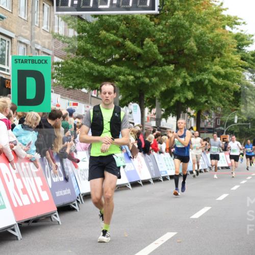 21.09.2025 - PSD Bank Halbmarathon Strokosch-Dieckow http://msf.ph/oto/8941601 21.09.2025 11:43:04 Ziel 1749, 1750, 2100, 2135, 2158, 2369, 2995 meine-sportfotos.de