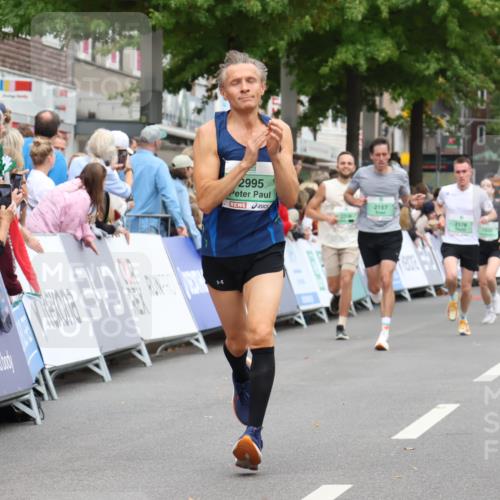 21.09.2025 - PSD Bank Halbmarathon Strokosch-Dieckow http://msf.ph/oto/8941610 21.09.2025 11:43:07 Ziel 1749, 1750, 2100, 2157, 2202, 2369, 2995 meine-sportfotos.de