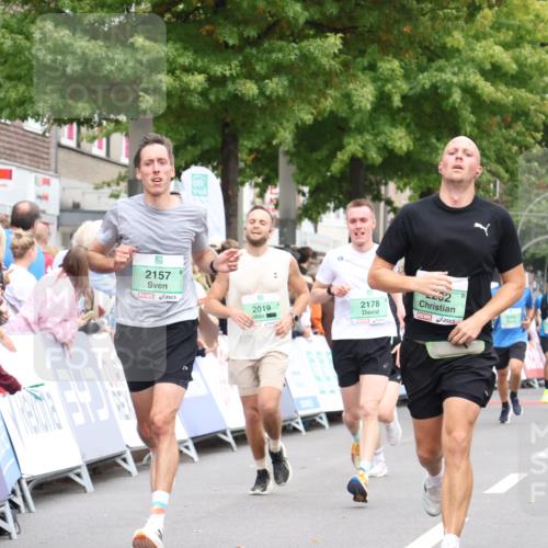 21.09.2025 - PSD Bank Halbmarathon Strokosch-Dieckow http://msf.ph/oto/8941619 21.09.2025 11:43:09 Ziel 1555, 2019, 2100, 2157, 2178, 2202, 2369, 2995 meine-sportfotos.de