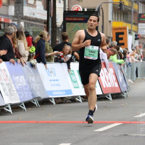 21.09.2025 - PSD Bank Halbmarathon Strokosch-Dieckow http://msf.ph/oto/8941639 21.09.2025 11:25:55 Ziel 1391, 1882 meine-sportfotos.de