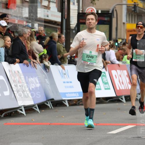21.09.2025 - PSD Bank Halbmarathon Strokosch-Dieckow http://msf.ph/oto/8941662 21.09.2025 11:26:07 Ziel 1868, 2249 meine-sportfotos.de