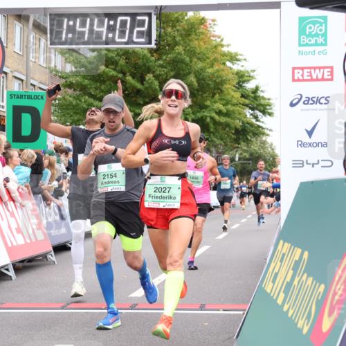 21.09.2025 - PSD Bank Halbmarathon Strokosch-Dieckow http://msf.ph/oto/8941669 21.09.2025 11:43:26 Ziel 1262, 1264, 1804, 1856, 1943, 2027, 2154, 3920 meine-sportfotos.de