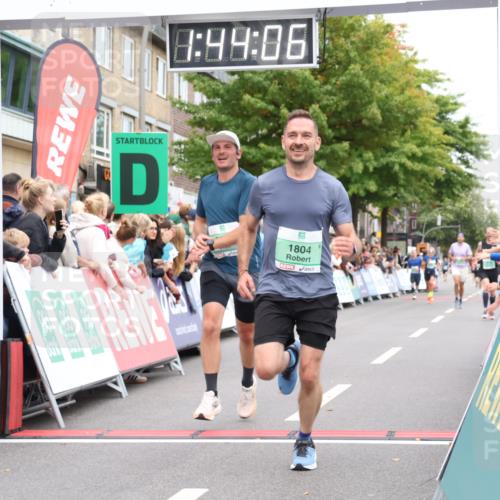 21.09.2025 - PSD Bank Halbmarathon Strokosch-Dieckow http://msf.ph/oto/8941686 21.09.2025 11:43:29 Ziel 1262, 1264, 1804, 1856, 1943, 2027, 2154, 3920 meine-sportfotos.de