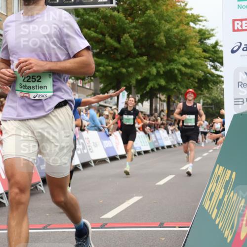 21.09.2025 - PSD Bank Halbmarathon Strokosch-Dieckow http://msf.ph/oto/8941711 21.09.2025 11:43:38 Ziel 1073, 1592, 1593, 2208, 2252, 2267, 3188 meine-sportfotos.de