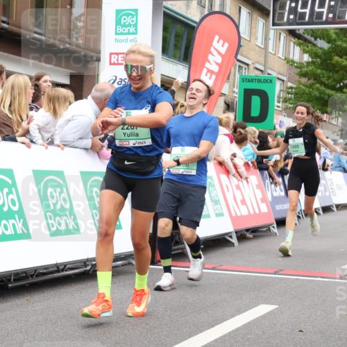 21.09.2025 - PSD Bank Halbmarathon Strokosch-Dieckow http://msf.ph/oto/8941718 21.09.2025 11:43:40 Ziel 1073, 1592, 1593, 2208, 2252, 2267, 3188 meine-sportfotos.de