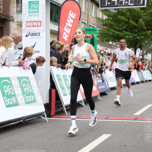 21.09.2025 - PSD Bank Halbmarathon Strokosch-Dieckow http://msf.ph/oto/8941740 21.09.2025 11:43:47 Ziel 1073, 1217, 1592, 1593, 1736, 2145, 3188, 3934 meine-sportfotos.de