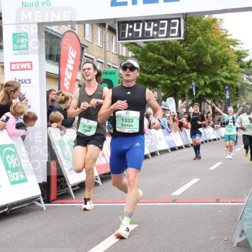 21.09.2025 - PSD Bank Halbmarathon Strokosch-Dieckow http://msf.ph/oto/8941768 21.09.2025 11:43:56 Ziel 1217, 1282, 1333, 1336, 1736, 2054, 2119, 2145, 2147, 2192, 2447 meine-sportfotos.de