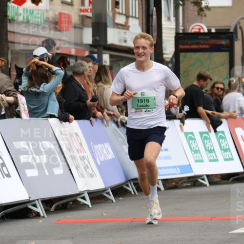 21.09.2025 - PSD Bank Halbmarathon Strokosch-Dieckow http://msf.ph/oto/8941772 21.09.2025 11:26:21 Ziel 1916, 4066 meine-sportfotos.de