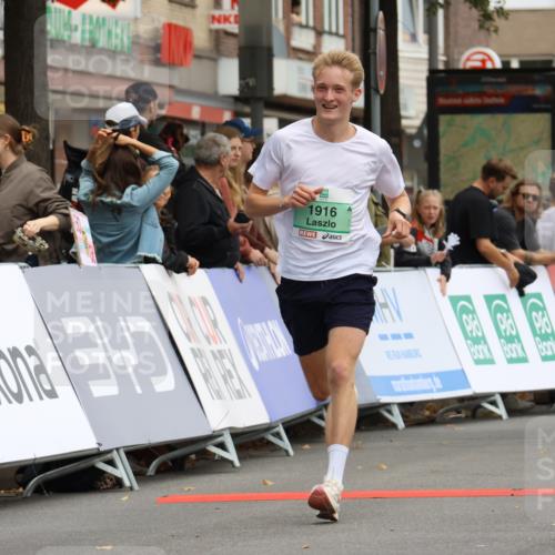 21.09.2025 - PSD Bank Halbmarathon Strokosch-Dieckow http://msf.ph/oto/8941781 21.09.2025 11:26:21 Ziel 1916, 4066 meine-sportfotos.de