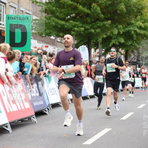 21.09.2025 - PSD Bank Halbmarathon Strokosch-Dieckow http://msf.ph/oto/8941807 21.09.2025 11:44:07 Ziel 1282, 1336, 1621, 1986, 2196, 2294, 2350, 2460, 3918 meine-sportfotos.de