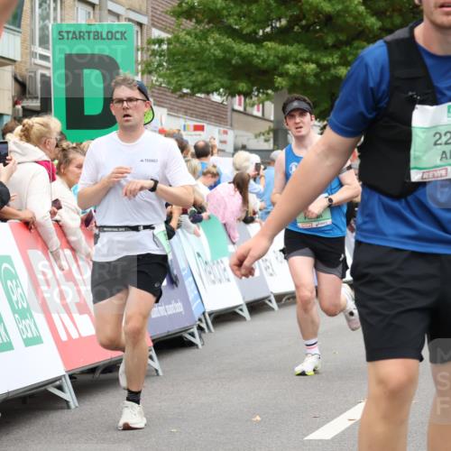 21.09.2025 - PSD Bank Halbmarathon Strokosch-Dieckow http://msf.ph/oto/8941865 21.09.2025 11:44:20 Ziel 1091, 1146, 1329, 1757, 1806, 1981, 2081, 3023 meine-sportfotos.de