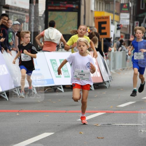21.09.2025 - PSD Bank Halbmarathon Strokosch-Dieckow http://msf.ph/oto/8941879 21.09.2025 10:28:18 Ziel 157, 158, 163, 213, 215, 240, 270, 316, 461 meine-sportfotos.de
