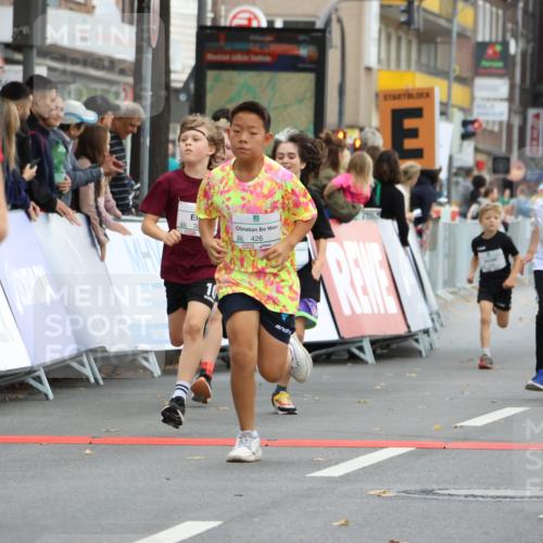 21.09.2025 - PSD Bank Halbmarathon Strokosch-Dieckow http://msf.ph/oto/8941913 21.09.2025 10:28:26 Ziel 123, 150, 157, 158, 163, 197, 198, 204, 205, 215, 316, 317, 321, 426, 461 meine-sportfotos.de