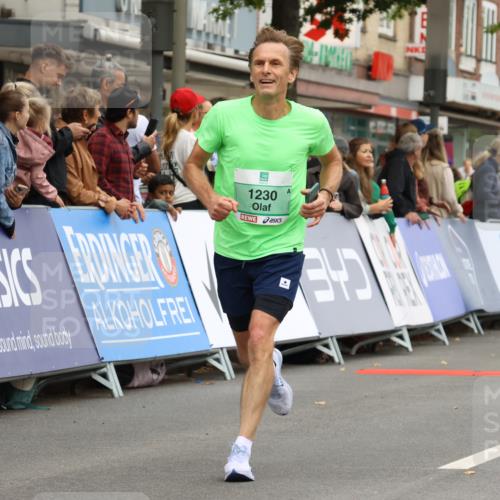 21.09.2025 - PSD Bank Halbmarathon Strokosch-Dieckow http://msf.ph/oto/8941958 21.09.2025 11:27:37 Ziel 1230, 1874, 1895, 1949, 1953 meine-sportfotos.de