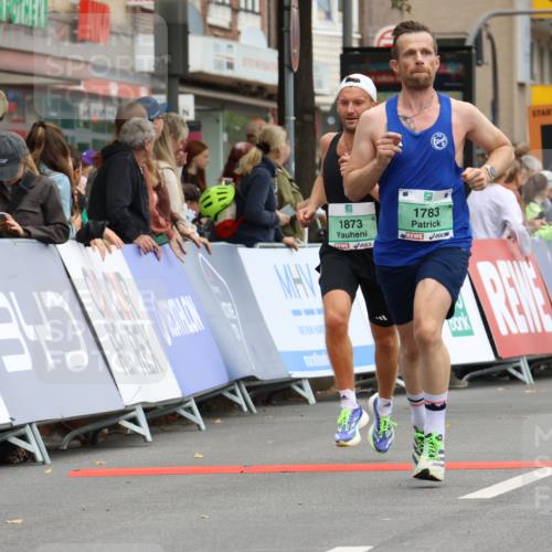 21.09.2025 - PSD Bank Halbmarathon Strokosch-Dieckow http://msf.ph/oto/8941985 21.09.2025 11:27:50 Ziel 1018, 1783, 1873, 2266 meine-sportfotos.de