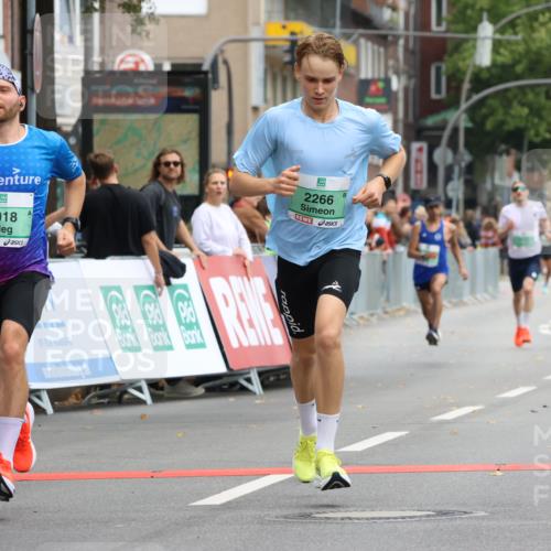 21.09.2025 - PSD Bank Halbmarathon Strokosch-Dieckow http://msf.ph/oto/8941997 21.09.2025 11:27:57 Ziel 1018, 1783, 1873, 1927, 2266 meine-sportfotos.de