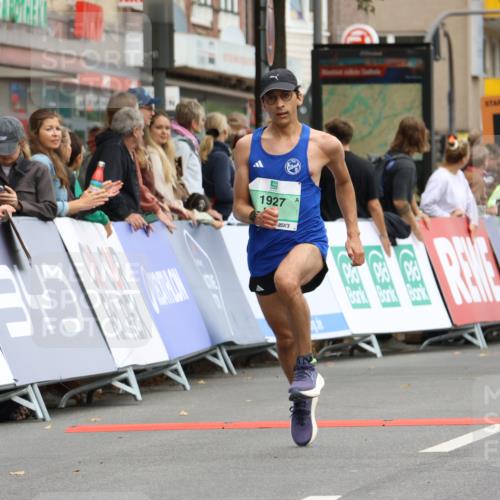 21.09.2025 - PSD Bank Halbmarathon Strokosch-Dieckow http://msf.ph/oto/8942012 21.09.2025 11:28:01 Ziel 1018, 1872, 1927, 2266 meine-sportfotos.de