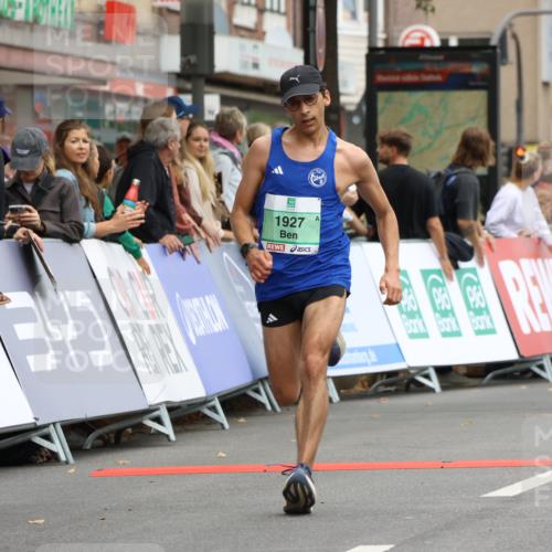 21.09.2025 - PSD Bank Halbmarathon Strokosch-Dieckow http://msf.ph/oto/8942016 21.09.2025 11:28:01 Ziel 1018, 1872, 1927, 2266 meine-sportfotos.de