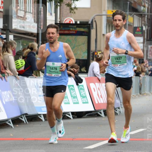 21.09.2025 - PSD Bank Halbmarathon Strokosch-Dieckow http://msf.ph/oto/8942052 21.09.2025 11:28:30 Ziel 1875, 1937 meine-sportfotos.de