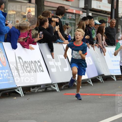 21.09.2025 - PSD Bank Halbmarathon Strokosch-Dieckow http://msf.ph/oto/8942075 21.09.2025 10:28:56 Ziel 109, 134, 142, 155, 167, 168, 193, 194, 196, 212, 255, 258, 267, 294, 337, 338, 412, 415, 452 meine-sportfotos.de