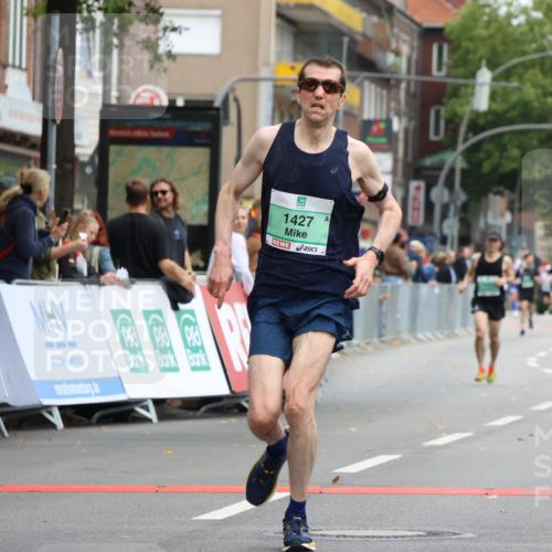 21.09.2025 - PSD Bank Halbmarathon Strokosch-Dieckow http://msf.ph/oto/8942112 21.09.2025 11:28:55 Ziel 1427, 1889, 1907, 1920, 2092 meine-sportfotos.de