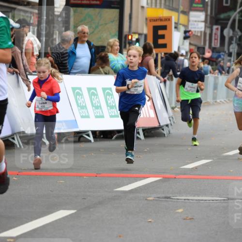 21.09.2025 - PSD Bank Halbmarathon Strokosch-Dieckow http://msf.ph/oto/8942204 21.09.2025 10:29:22 Ziel 166, 233, 250, 261, 301, 345, 381, 390, 406, 434, 455 meine-sportfotos.de