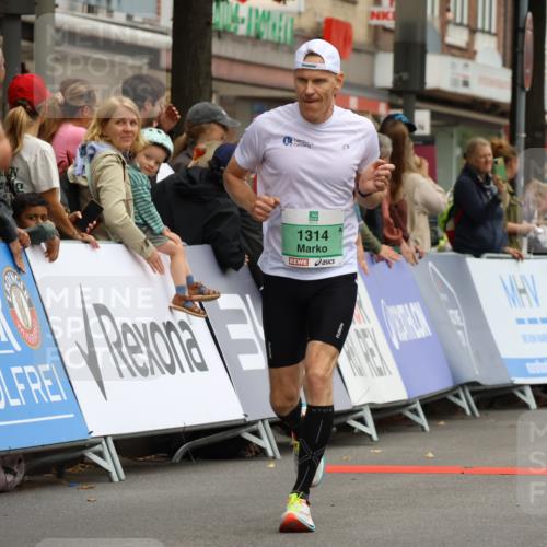 21.09.2025 - PSD Bank Halbmarathon Strokosch-Dieckow http://msf.ph/oto/8942210 21.09.2025 11:29:33 Ziel 1314, 1408, 1437, 1525, 1773 meine-sportfotos.de