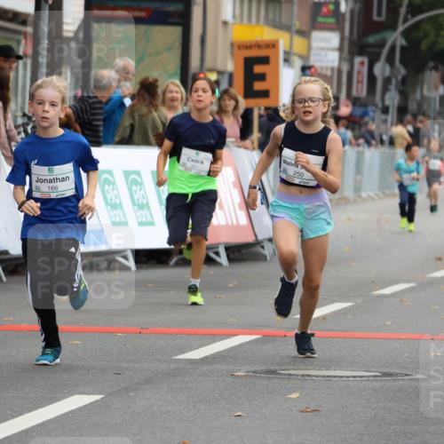 21.09.2025 - PSD Bank Halbmarathon Strokosch-Dieckow http://msf.ph/oto/8942215 21.09.2025 10:29:24 Ziel 166, 233, 250, 261, 301, 345, 381, 406, 434 meine-sportfotos.de