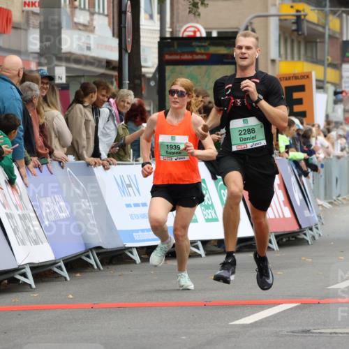 21.09.2025 - PSD Bank Halbmarathon Strokosch-Dieckow http://msf.ph/oto/8942242 21.09.2025 11:29:51 Ziel 1325, 1407, 1939, 2288 meine-sportfotos.de