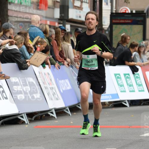 21.09.2025 - PSD Bank Halbmarathon Strokosch-Dieckow http://msf.ph/oto/8942293 21.09.2025 11:30:16 Ziel 1225, 1878, 1969 meine-sportfotos.de