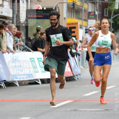 21.09.2025 - PSD Bank Halbmarathon Strokosch-Dieckow http://msf.ph/oto/8942324 21.09.2025 11:30:39 Ziel 1066, 1109, 1850, 2022, 2121 meine-sportfotos.de